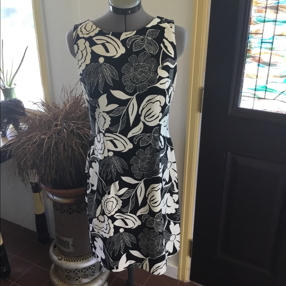 Black and white floral sheath dress